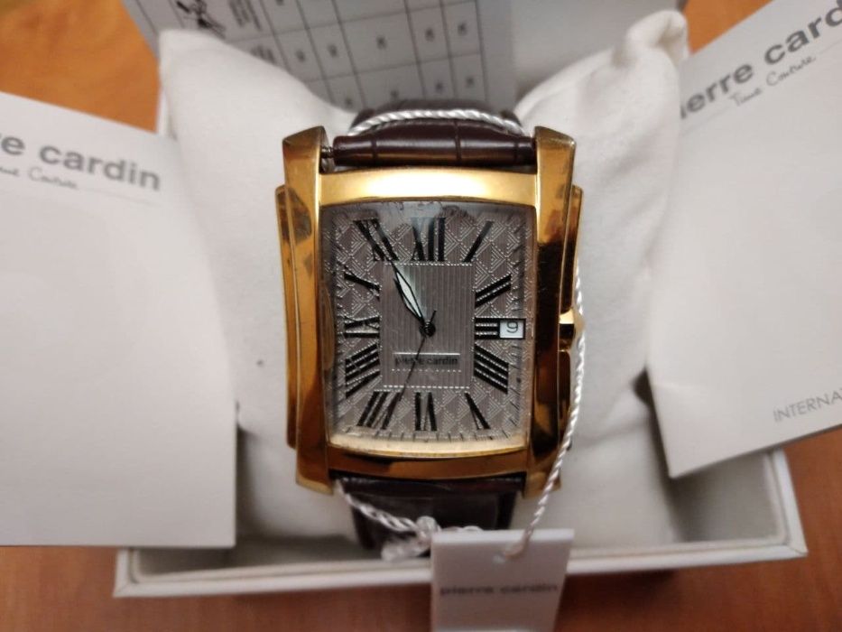 Pierre Cardin наручные часы . Оригинал!