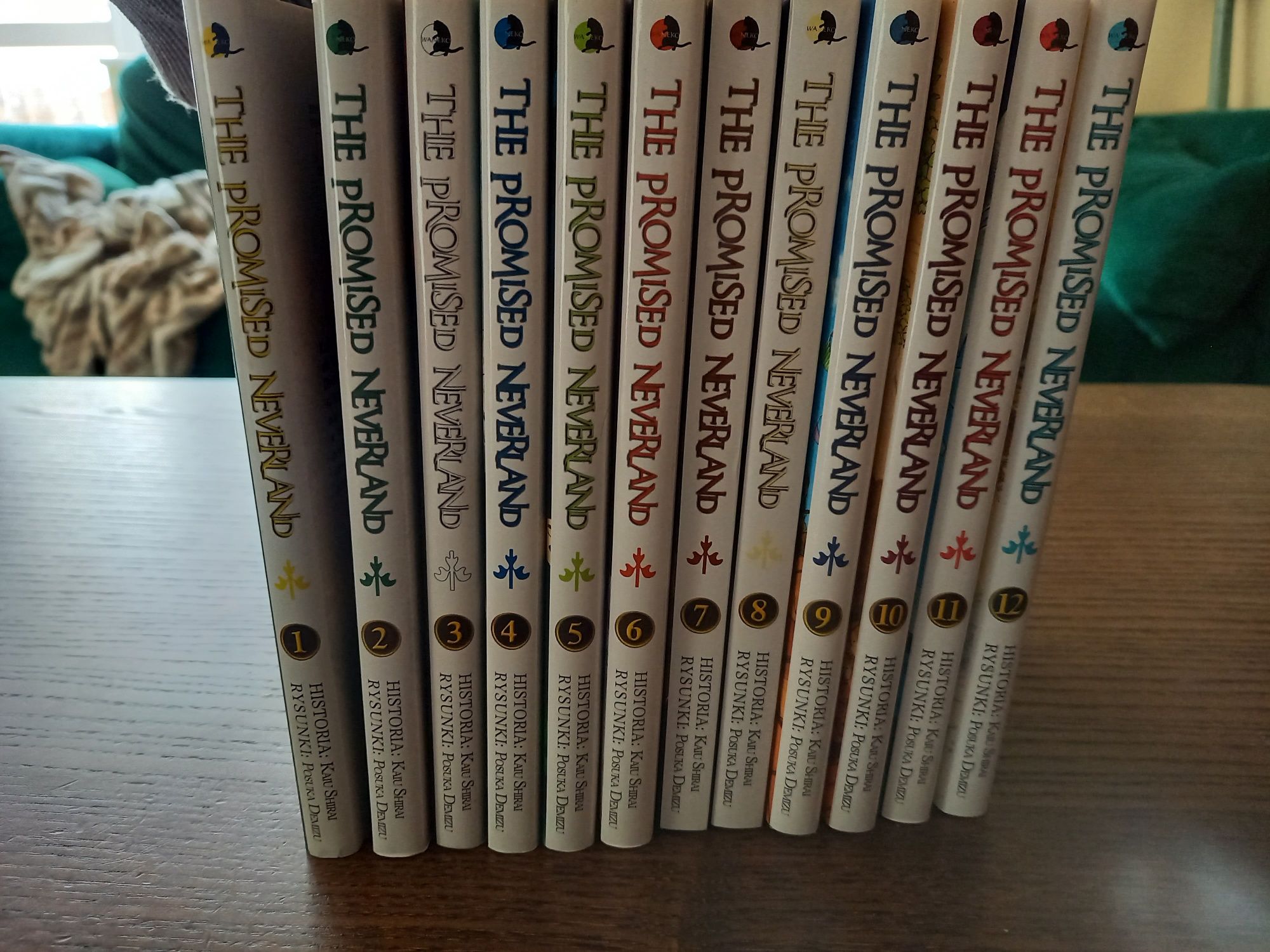 Promised neverland, tomy 1-12