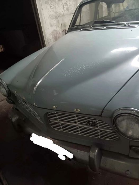 Volvo 121