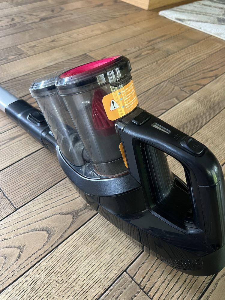 Odkurzacz bezprzewodowy Philips  FC6722 01
