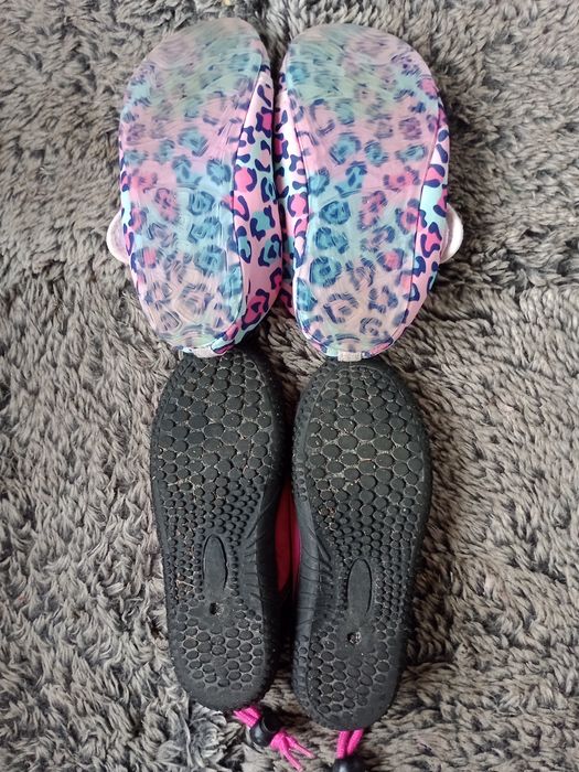 Б/в аквашузи, коралки, пляжне взуття, р.32/33