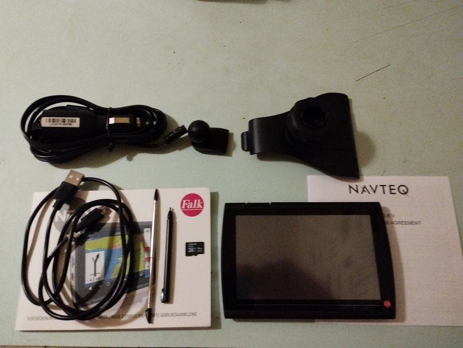 Продам навігатор Falk NEO 510 LMU