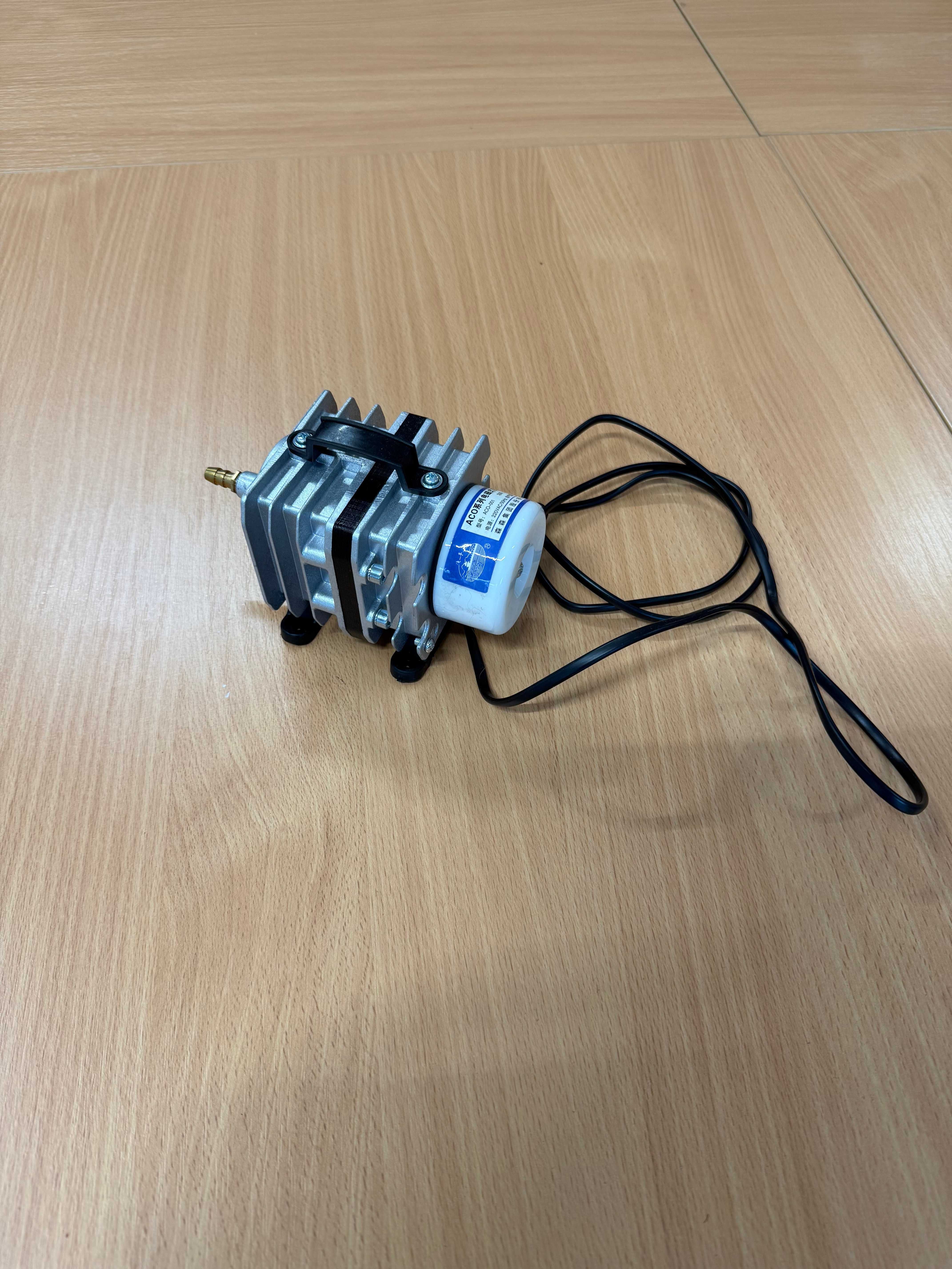 Pompa powietrza do lasera CO2 - K40 model ACO-001
