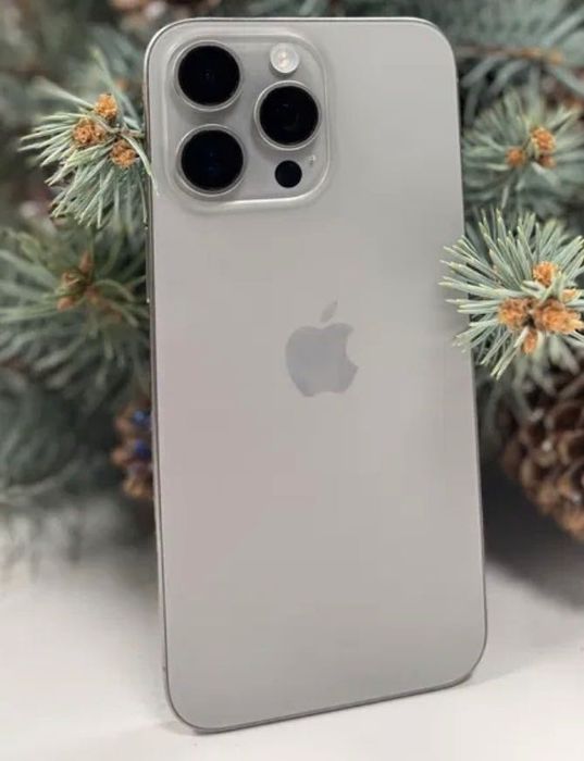 Айфон 15 про макс , 256 мгб