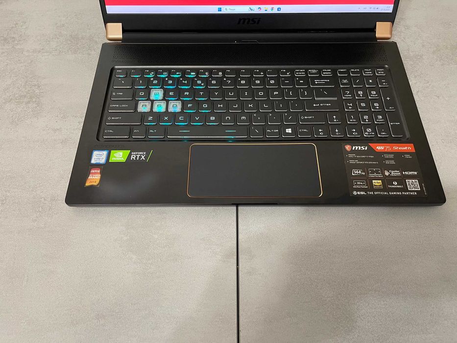 Ігровий ноутбук MSI GS75 Stealth 9SF/17,3 IPS/i7/16GB/1TB/RTX 2070 8GB