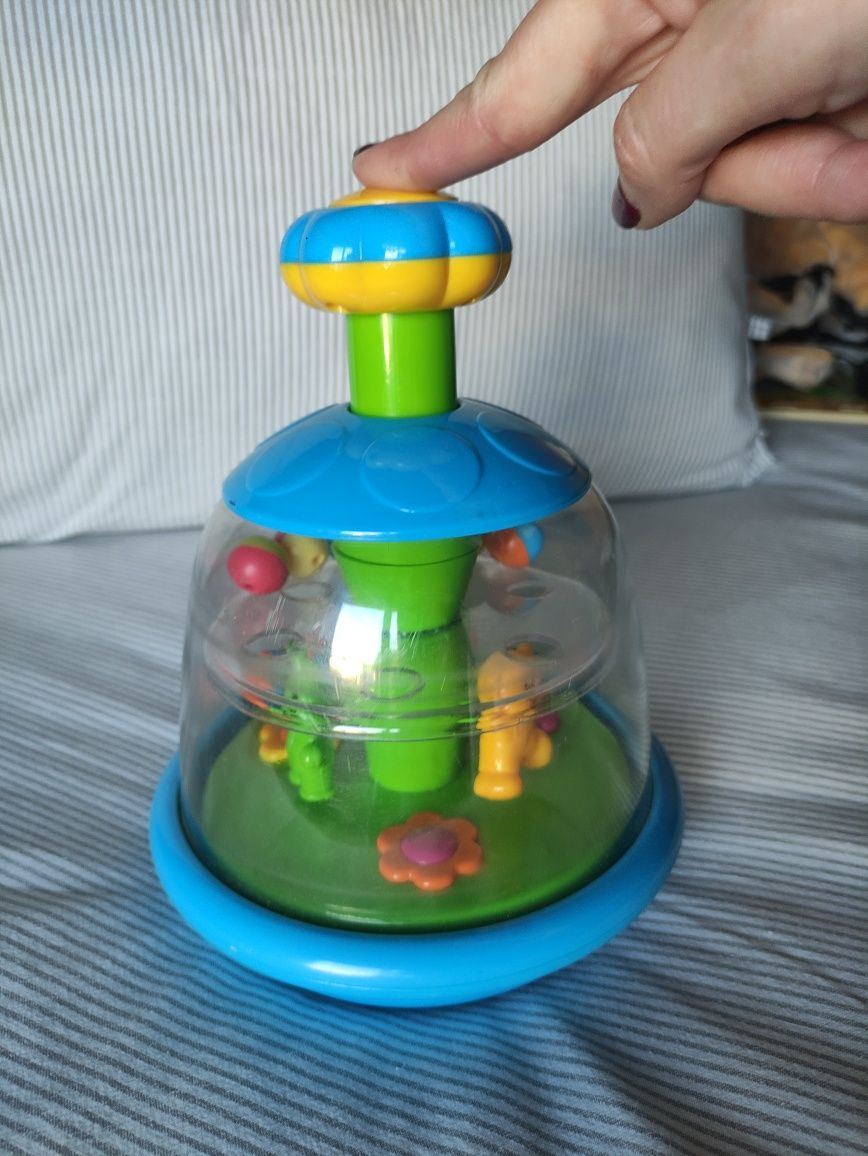 Brinquedo interativo criança