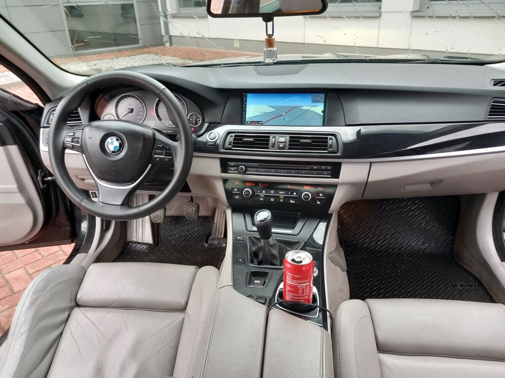 BMW SERIA 5 F10 530D