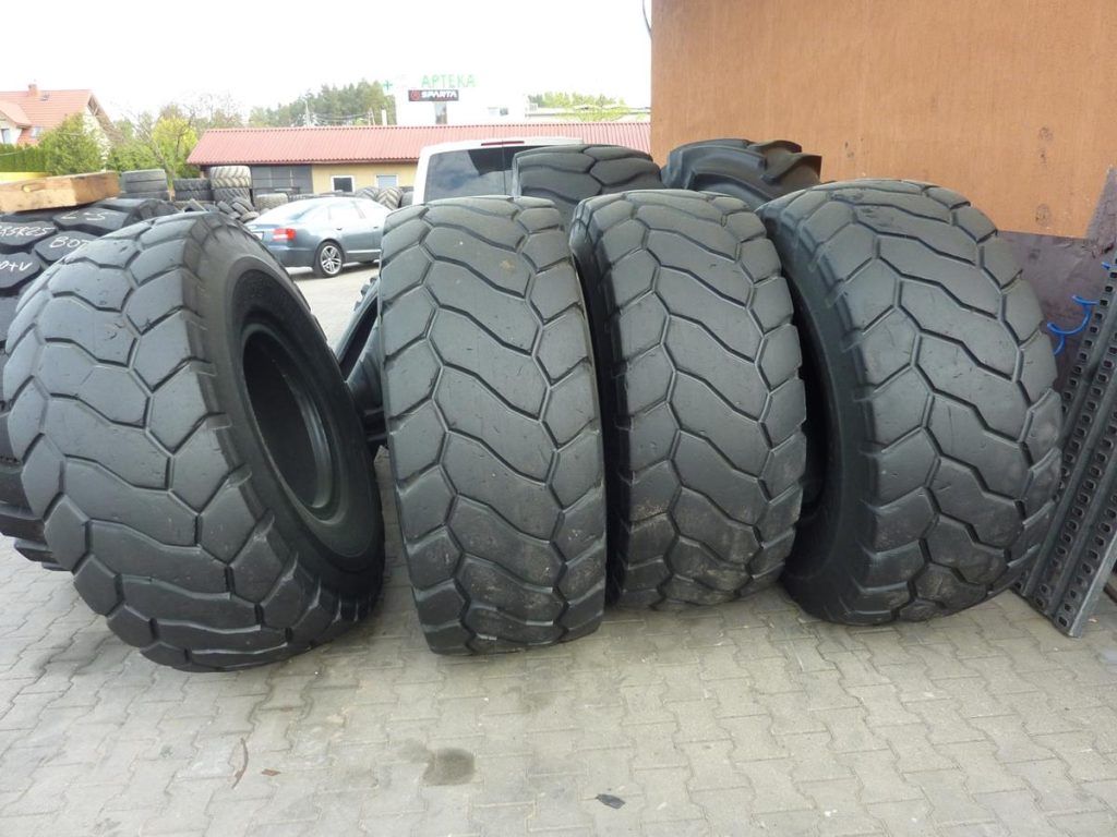 4x Opona używana przemysłowa 23.5R25 BRIDGESTONE 2400zł(szt.) W3323