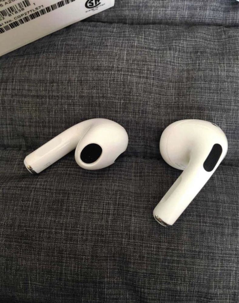 Apple Airpods 3 сумісний із IOS 17 Всі функції