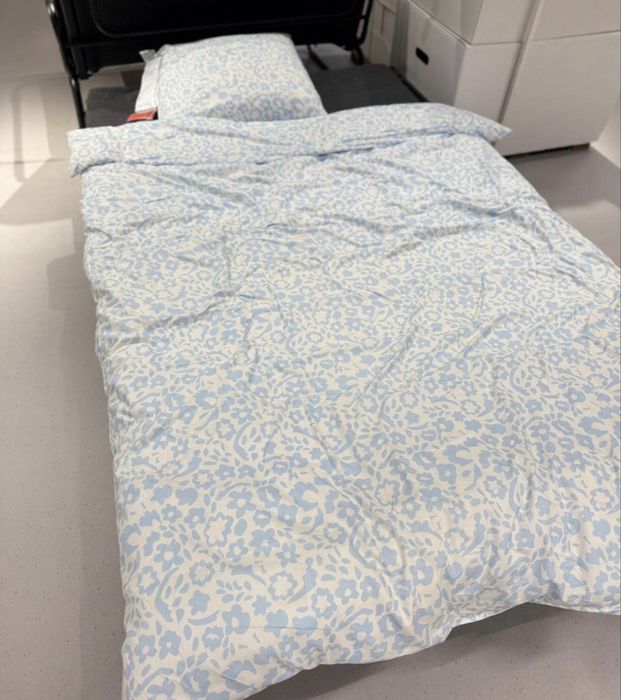 Sofá-cama IKEA HAMMARN – Como novo!