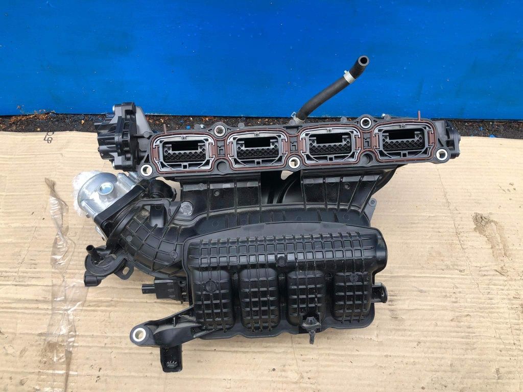 Впускной коллектор Nissan Rogue T 33 21 г