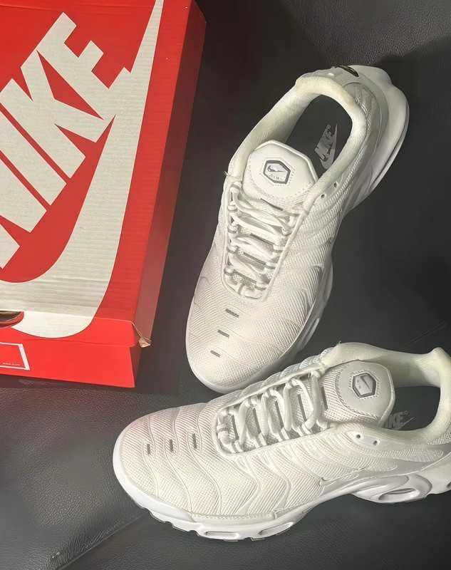 buty biegania Nike Air Max TN Plus Biały 0G R.37.5