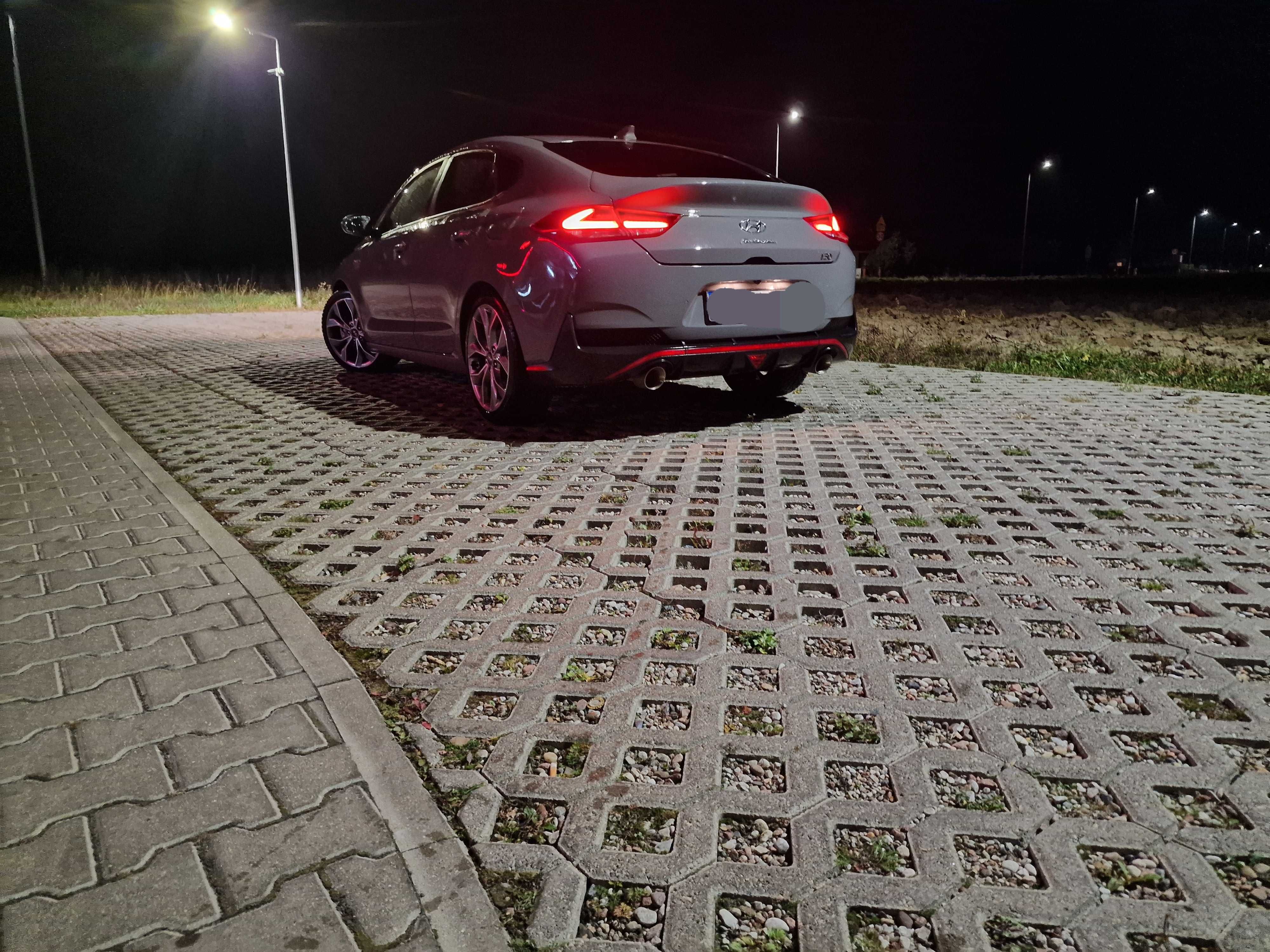 HYUNDAI i30 Fastback