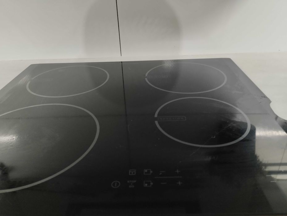 Płyta indukcyjna Electrolux uszkodzona zbita szyba