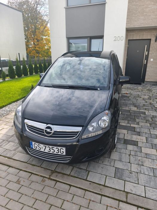 Opel Zafira Opel Zafira 2012 r.