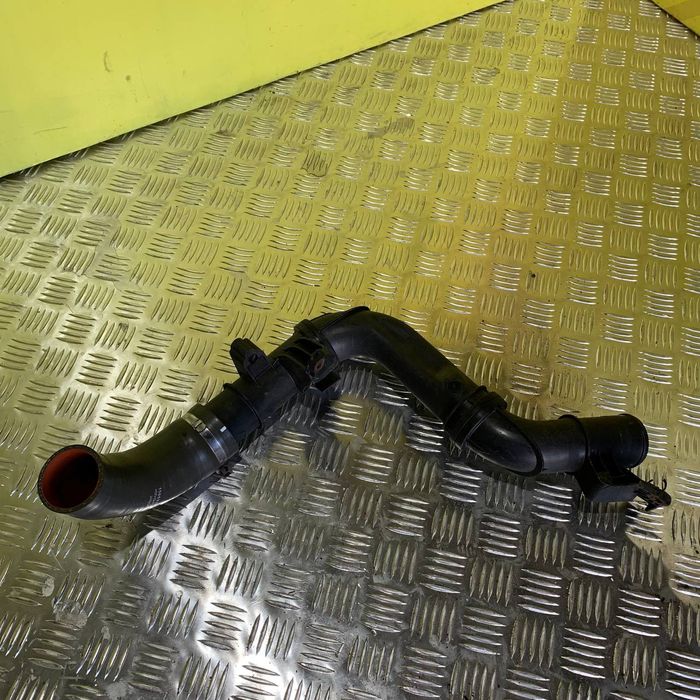 Патрубок интеркулера Трафик 3 Виваро примастар інтеркулер Т3