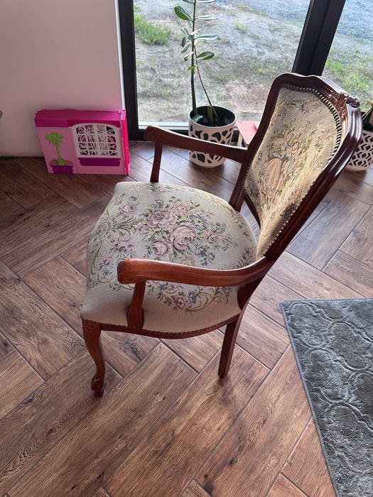 Stylowy fotel Ludwik