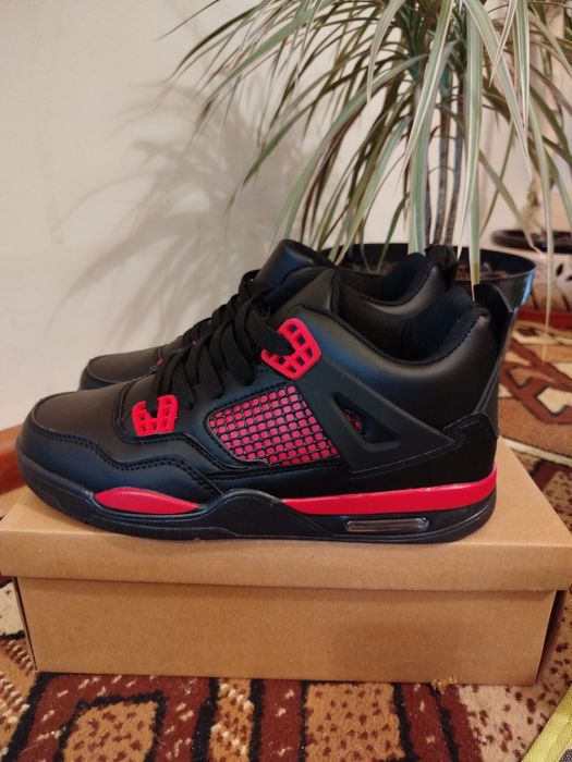 Buty nowe męskie sportowe rozmiar 39