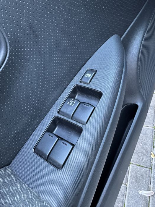 Продам nissan note 1.4 газ бензин 2006 рік