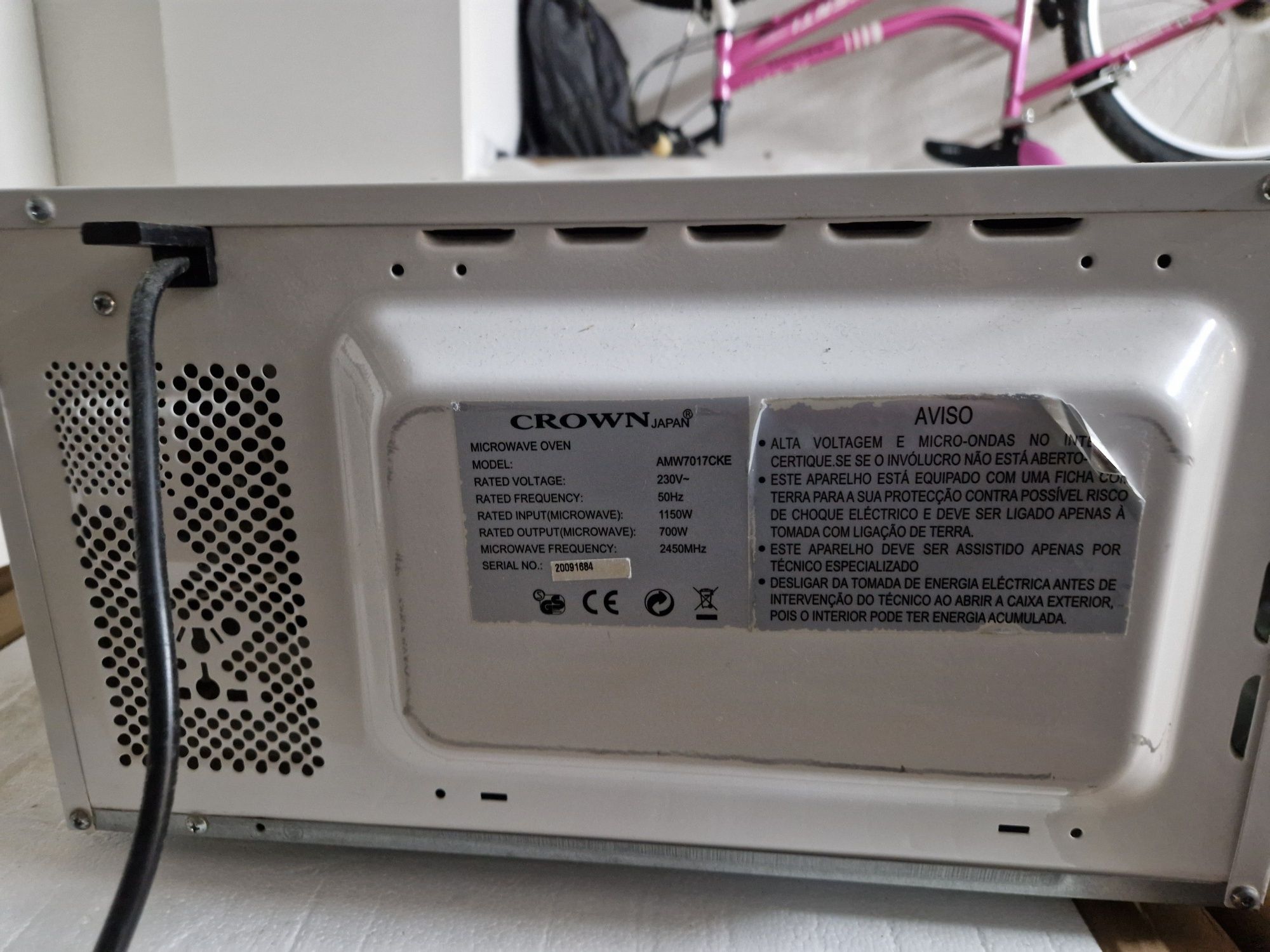 Microondas Crown 700w