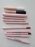 Clinique Kylie Jenner Florence BareMinerals korektory, kredki - 11 szt