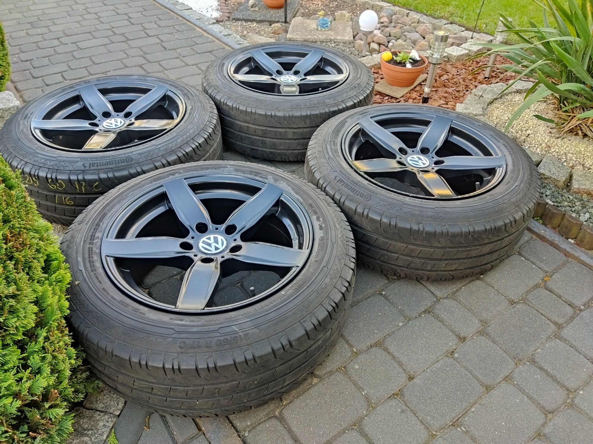 5x120 17 Cali Koła Alu 215/60/17 VW Transporter Caravelle T5