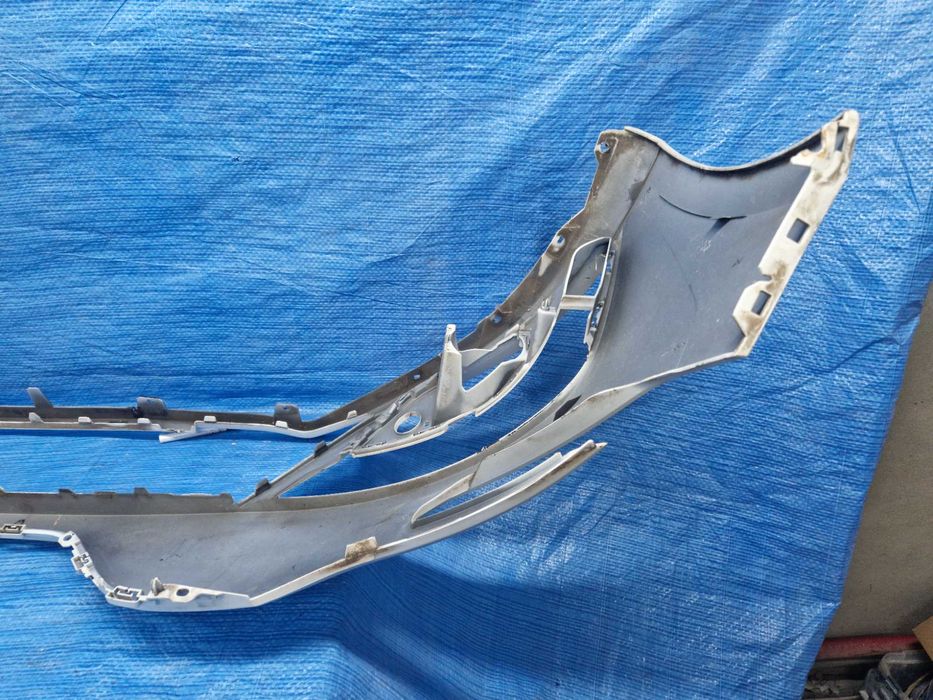 Renault Megane IV zderzak przód Oryginał