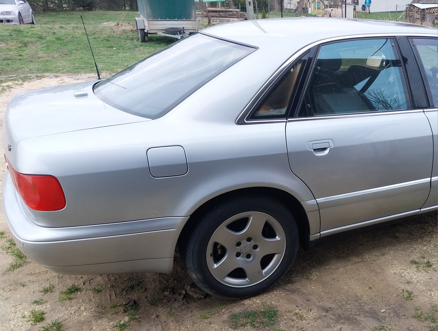 Audi A8/S8/D2  4.2 Quattro benzyna 1998r.doinwestowane