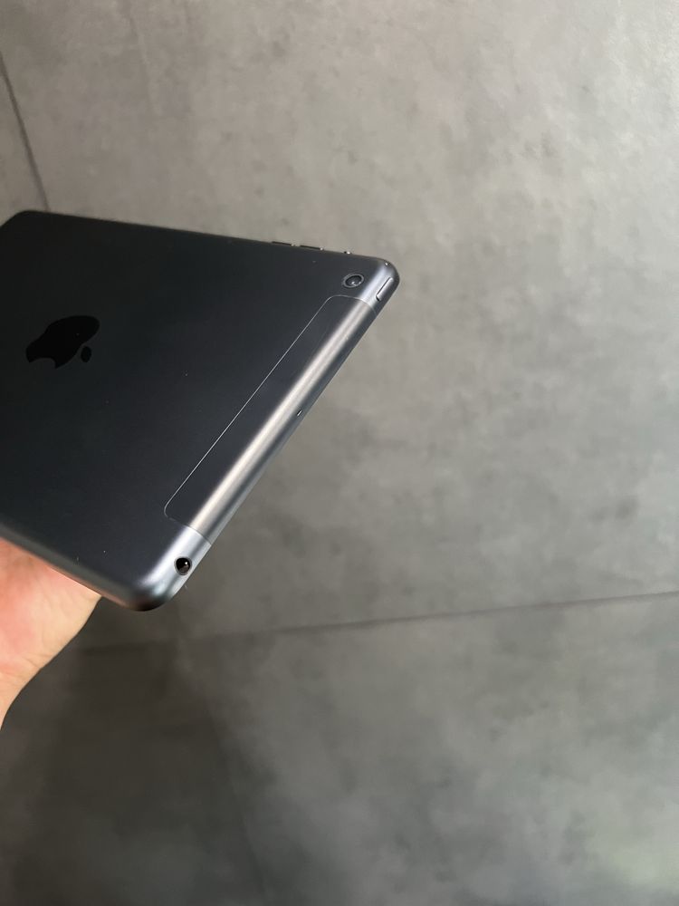 iPad Mini 1 16gb Wi-Fi Black (50)