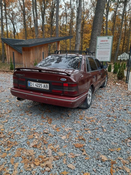 Продам гарне авто форд2.0 гбо4 136 л.с.