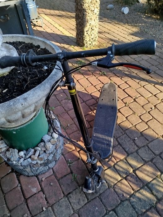 Hulajnoga uszkodzona