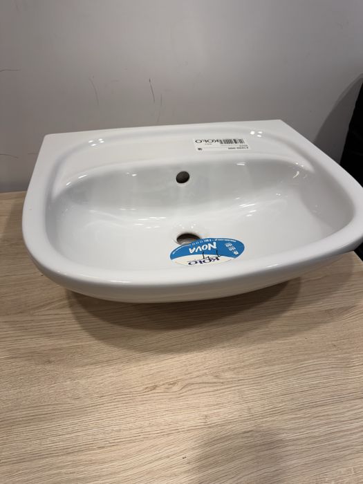 Umywalka koło 50x42 biała