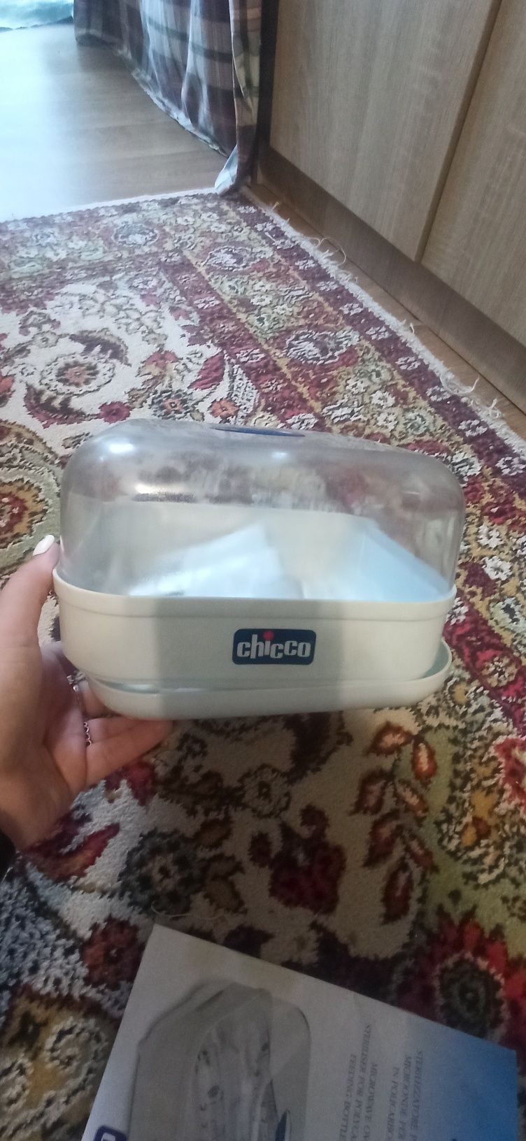 Стерилизатор для детских бутылочек и сосок Chicco