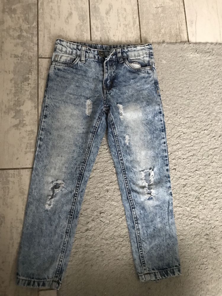 Spodnie jeans z dziurami dla dziewczynk rozm 116 cm