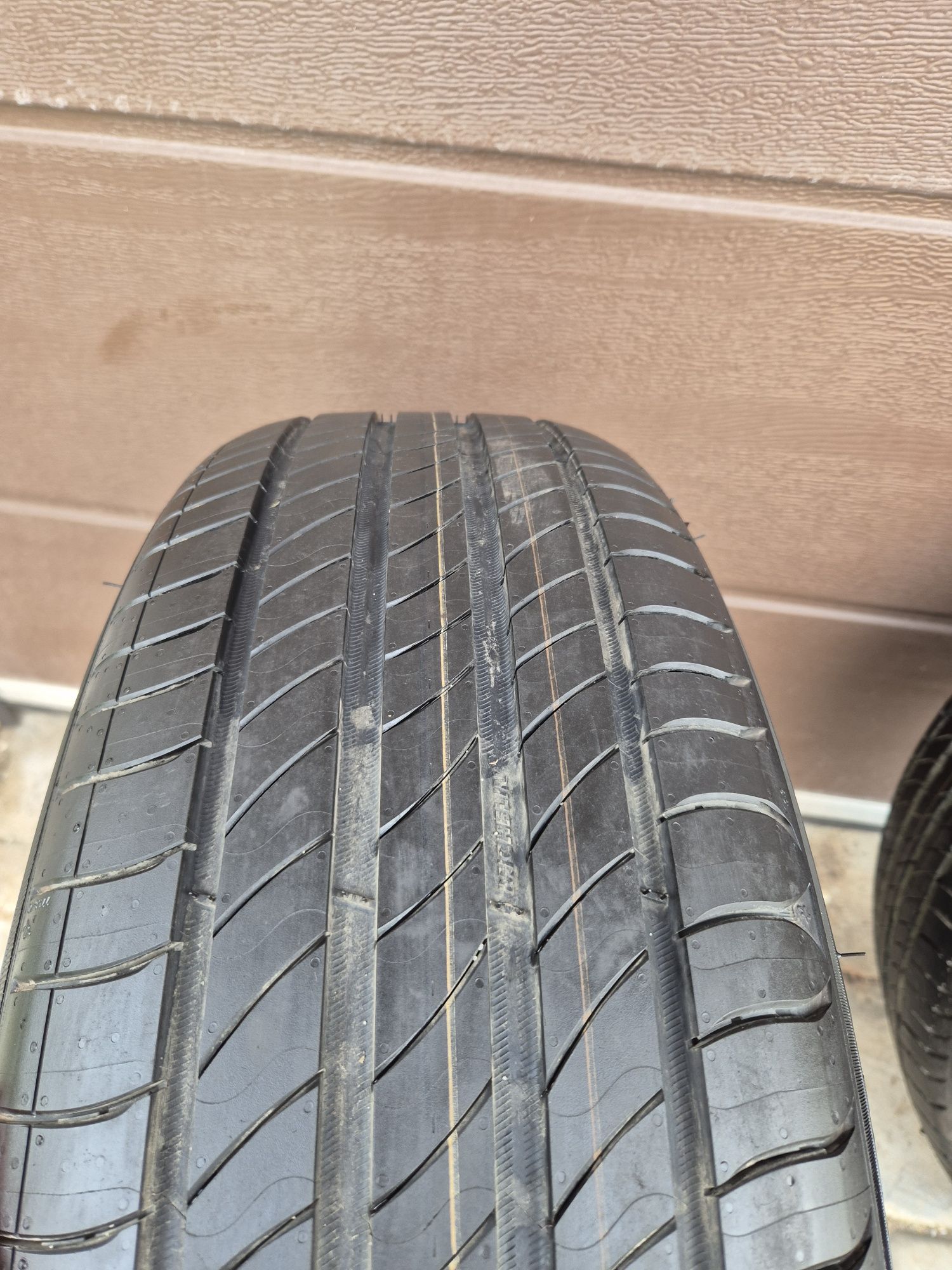 Michelin Primacy 215/65 r17
