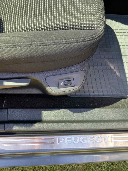 Пежо 407 SW Pegout 407 Sw дизель