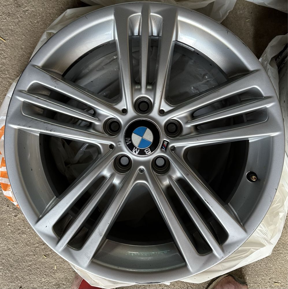 Felgi aluminiowe BMW 8j18 5x112