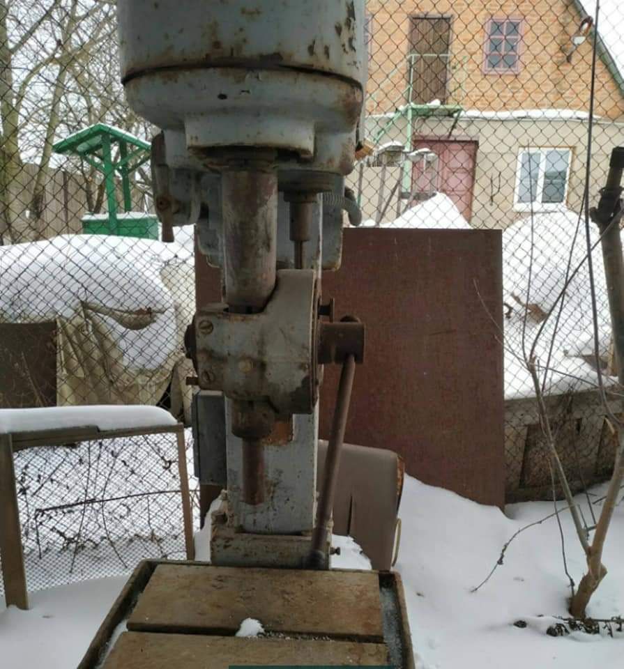 Тіски станочні, лекальні, слєсарні