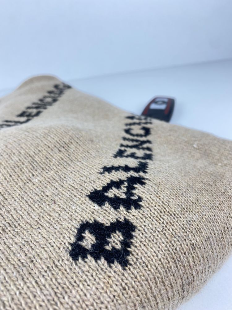 Camisola Sweater Balenciaga nova