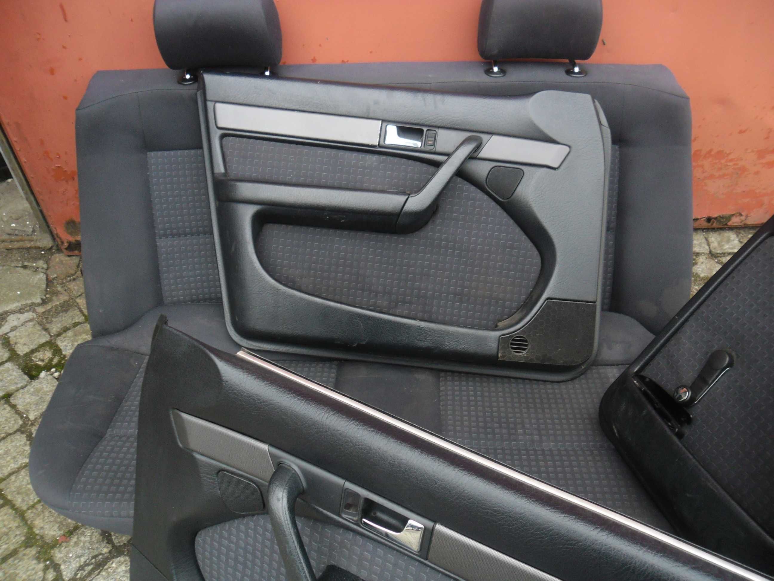 Komplet boczków drzwi AUDI A6 C4 , 100  dekor- SEDAN