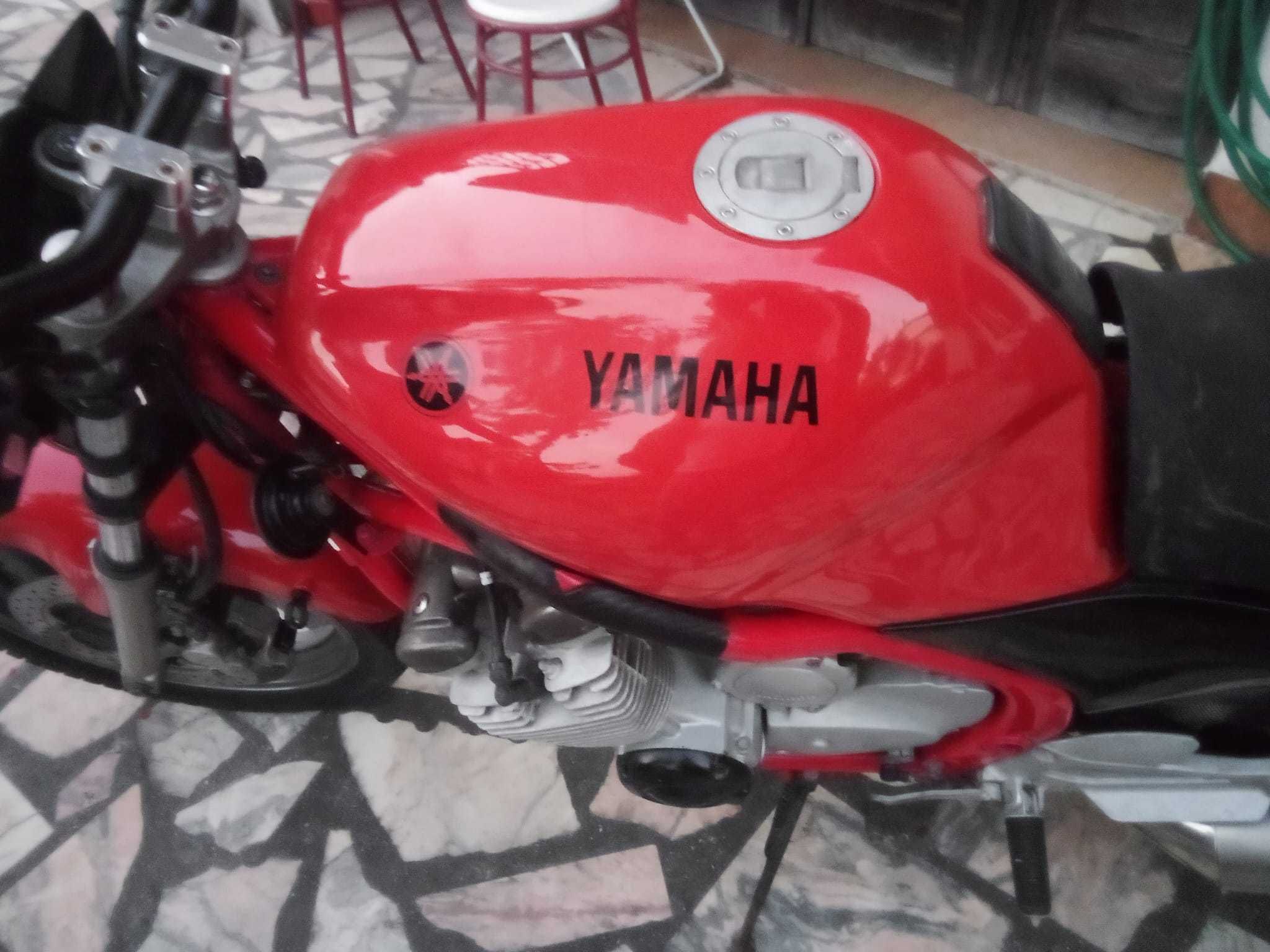 Mota Yamaha XJ 600