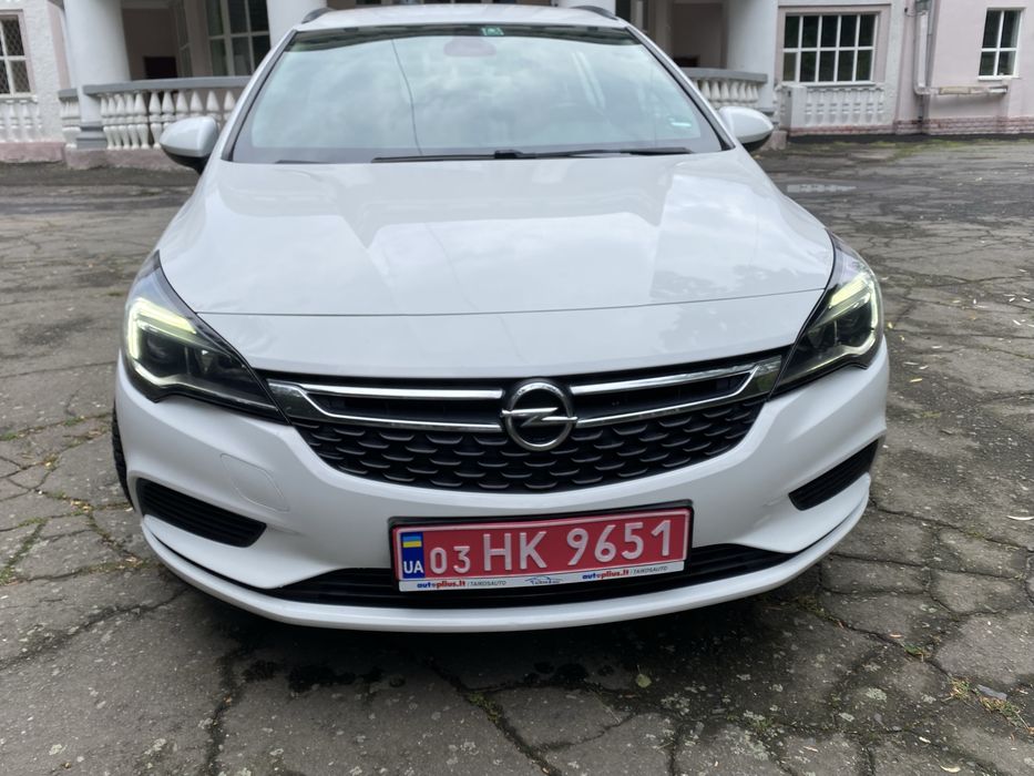 Продам OPEL ASTRA 2018 рік