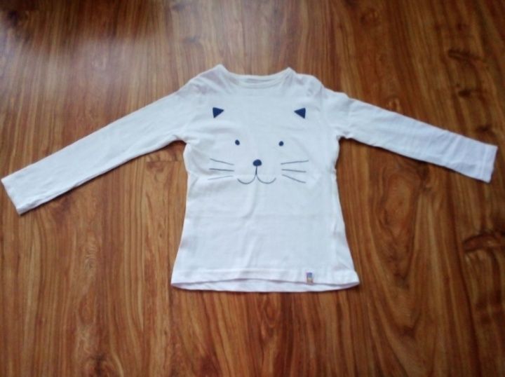 Bluzka 110/116. Jak nowa. Cienka.