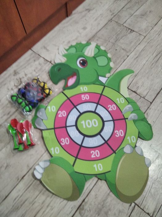 Zestaw tarczy do gry w lotki Dinozaur