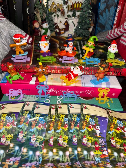 Кіндер «Різдвяна колекція» 2025 і 2024 / kinder / фігурки / Різдво