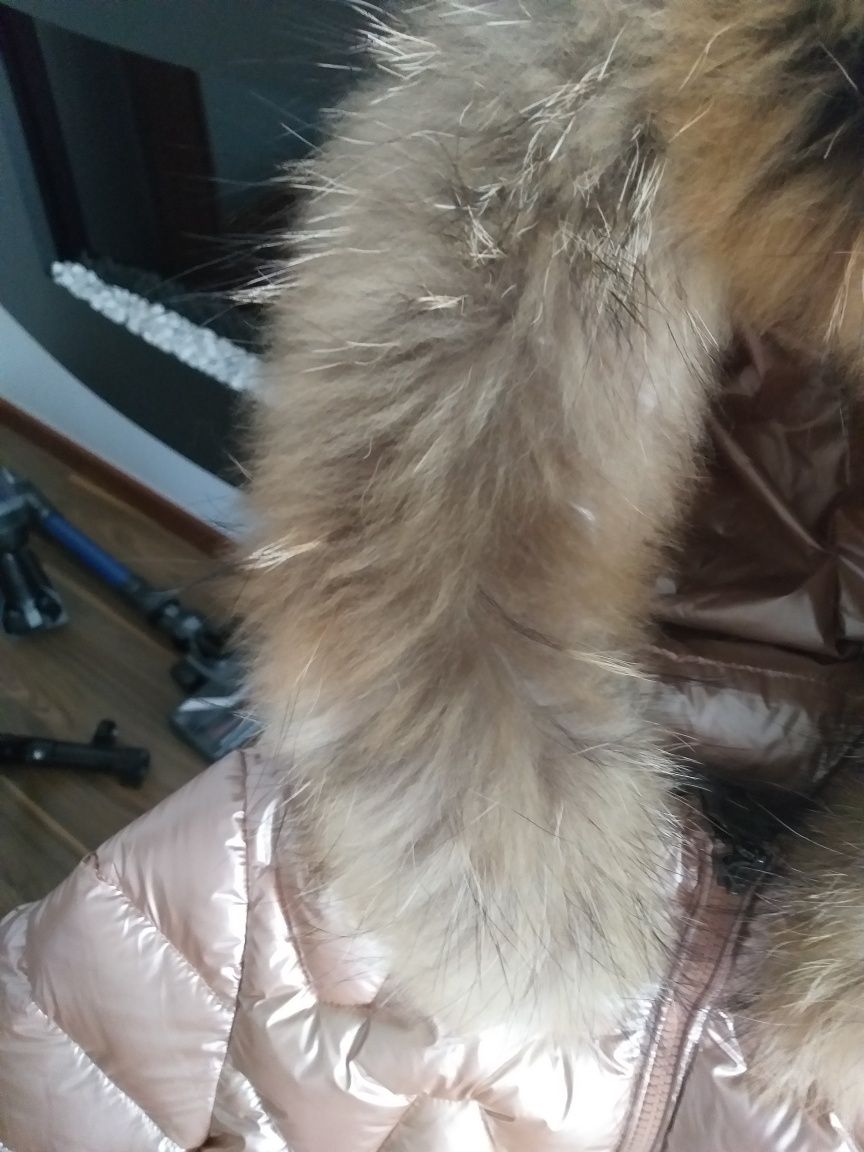 Parka rosa com capuz