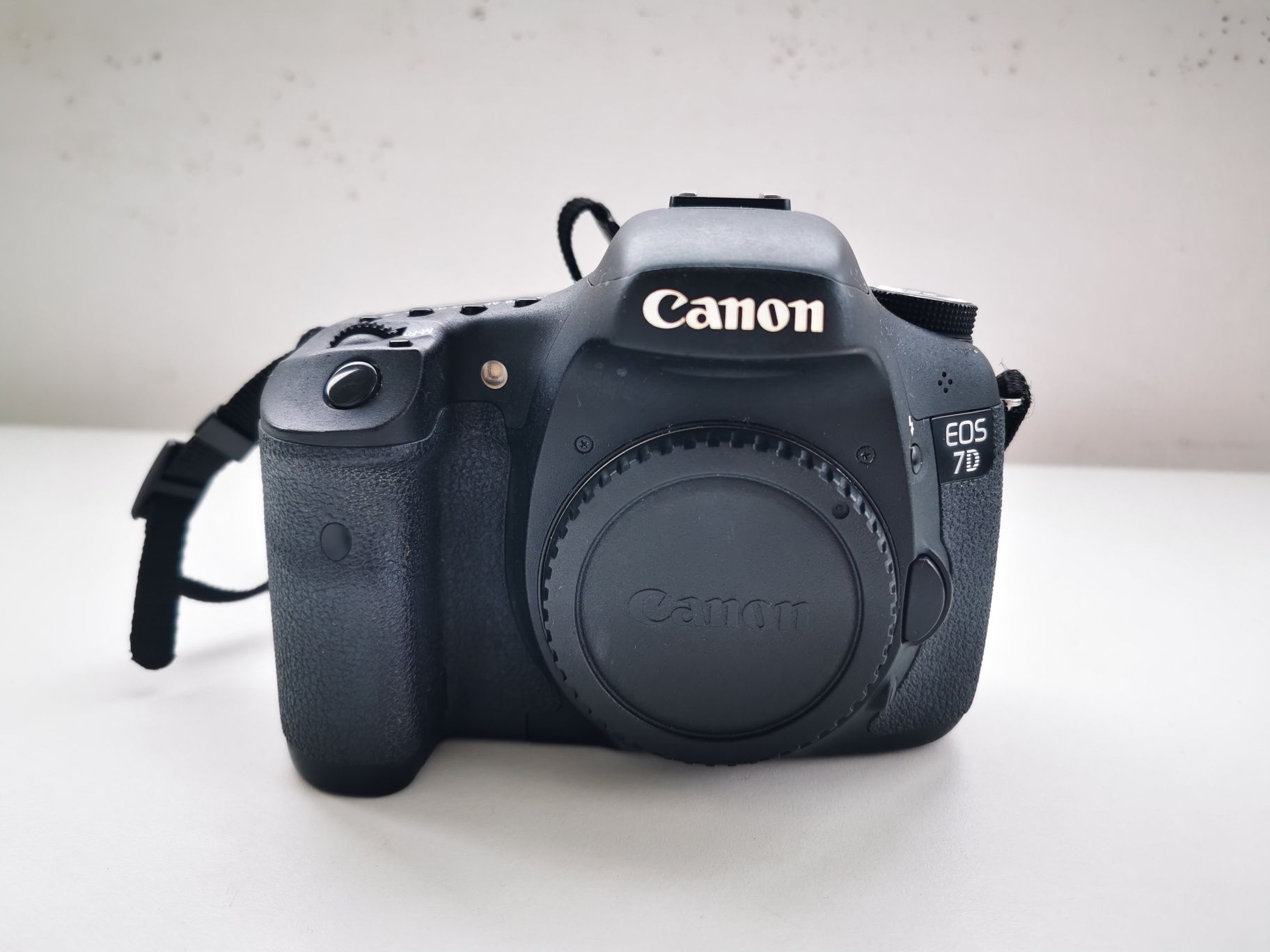 Canon EOS 7D (usada)