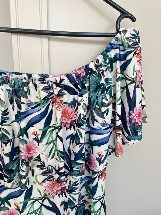 Sukienka hiszpanka Mohito