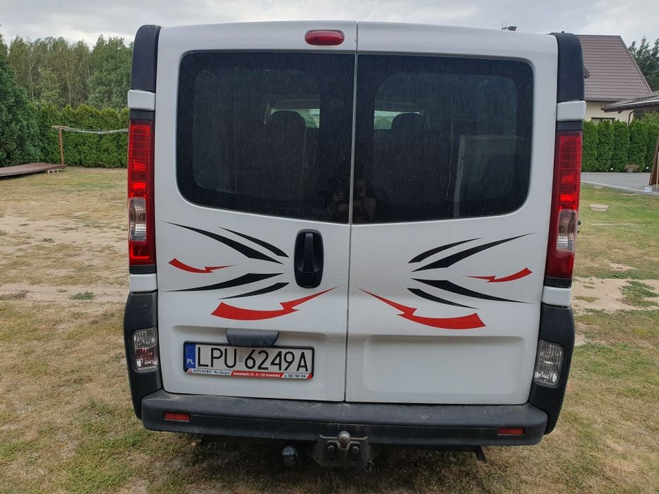 Sprzedam Renault Traffic 2.0 LONG 6Os.