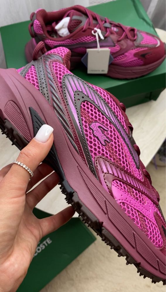 Кросівки Lacoste LOO3 Neo Shot на стопу 25 см